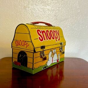SCHULZ 1968 snoopy lunch pail